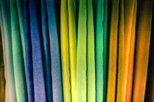 The Bright Revival of Neon Colors Clothes