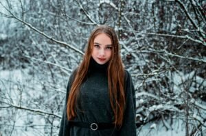 How to Choose the Perfect Winter Party Dress